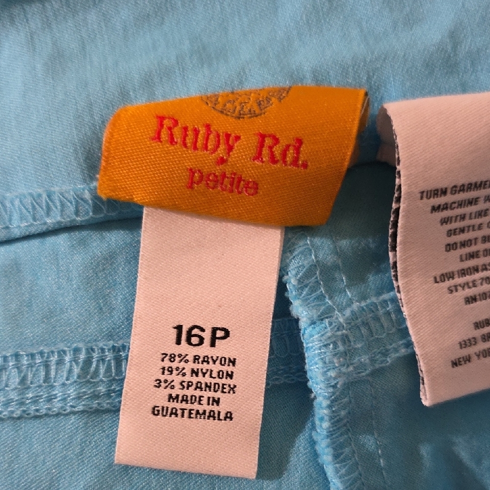 Ruby Rd. Blue Capris - Picture 2 of 5